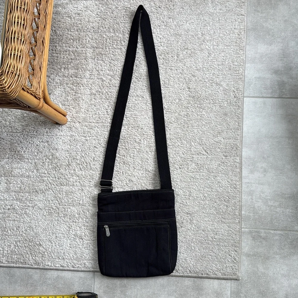 *Gently Used* Thirty-One Rich Black Canvas Adjustable Crossbody Shoulder Purse